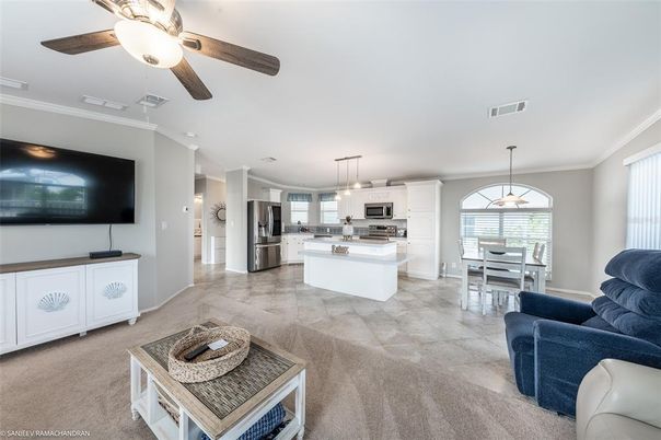 Dining room, Interior, Kitchen, Pendant Lights, Stainless Steel Appliances