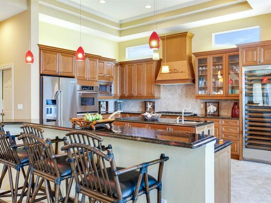 Interior, Kitchen, Pendant Lights, Recessed Lighting, Stainless Steel Appliances