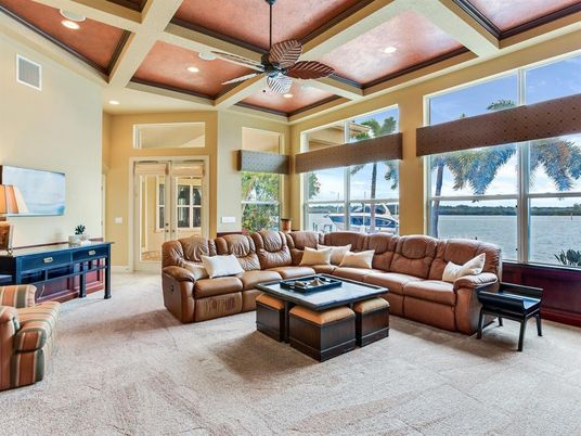 Interior, Living room, Recessed Lighting, Water
