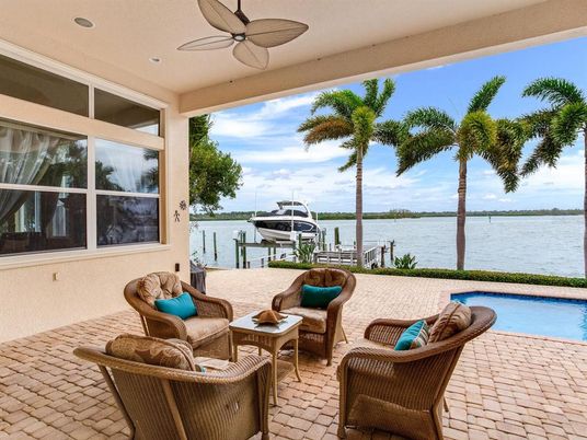 Exterior, Lake, Pool