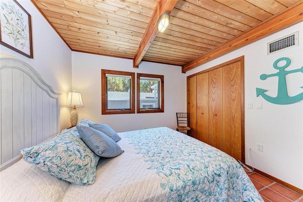 Bedroom, Interior, Wooden Beams, Wooden Ceilings