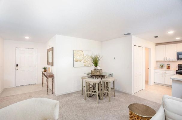 Dining room, Interior, Kitchen, Recessed Lighting
