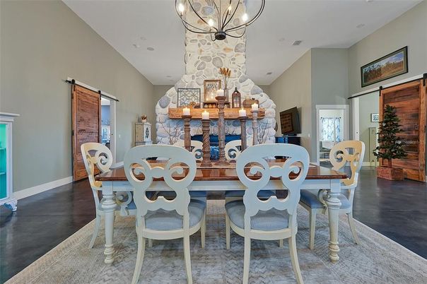 Chandelier, Dining room, Interior