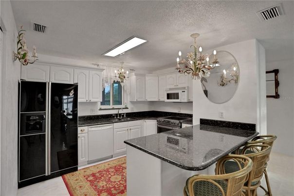 Chandelier, Interior, Kitchen