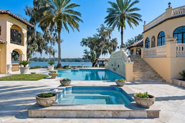 Exterior, Pool, Water