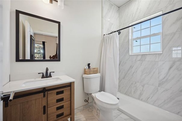 Bathroom, Interior, Marble, Marble Walls