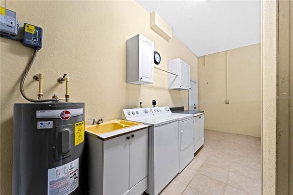 Interior, Washer