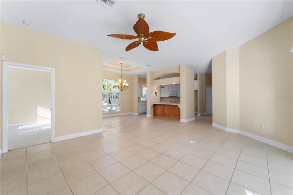 Chandelier, Empty room, Interior, Kitchen