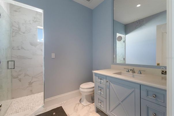 Bathroom, Interior, Marble, Marble Walls, Recessed Lighting