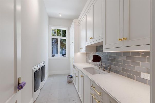 Interior, Recessed Lighting, Washer
