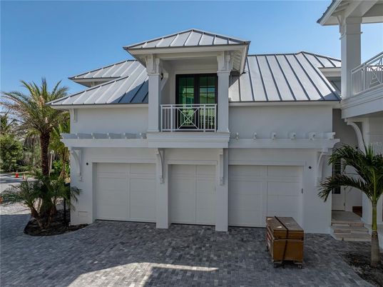 Attached, Exterior, Facade, Solar Panels, Modern