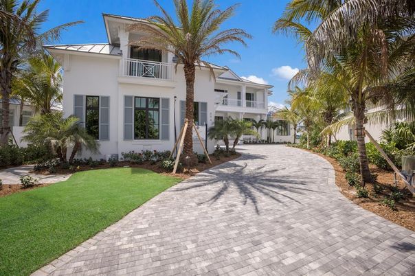 Backyard, Exterior, Facade, Mediterranean