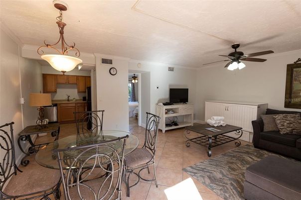 Dining room, Interior, Kitchen, Living room, Pendant Lights