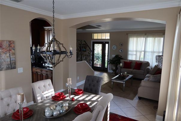Chandelier, Dining room, Interior, Living room, Pendant Lights