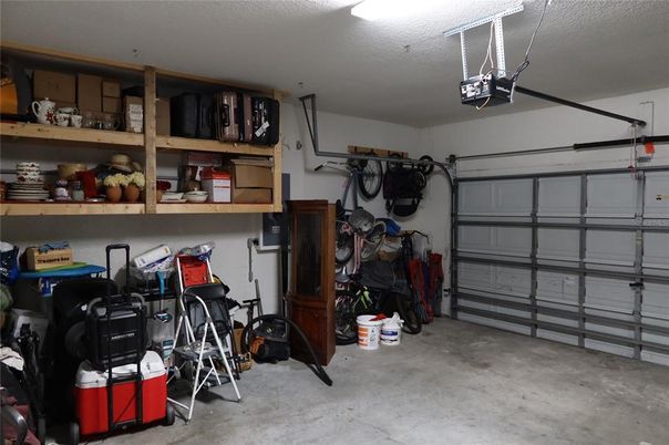 Garage, Interior