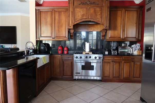 Interior, Kitchen, Stainless Steel Appliances