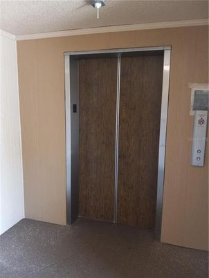 Elevator, Interior