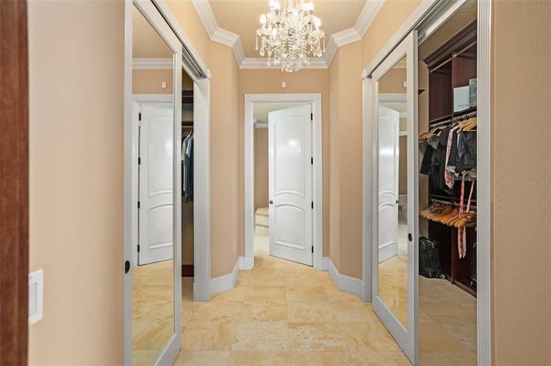 Chandelier, Interior, Walk-in Closets