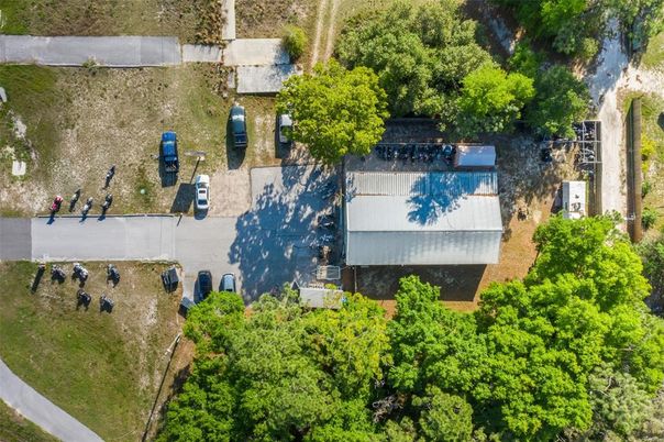 Exterior, Drone