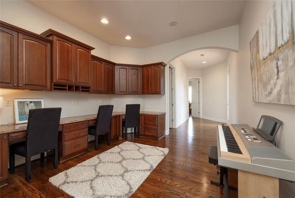 Home Office, Interior, Piano, Recessed Lighting, Wood Texture Flooring
