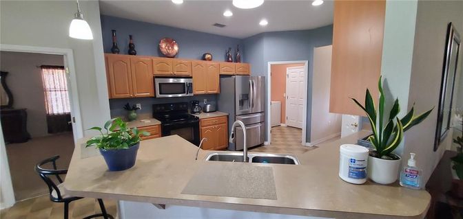 Interior, Kitchen, Pendant Lights, Recessed Lighting, Stainless Steel Appliances