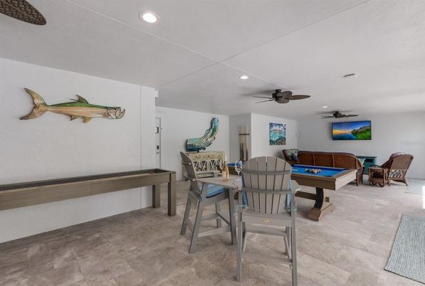 Billiard Table, Game Room, Interior, Recessed Lighting