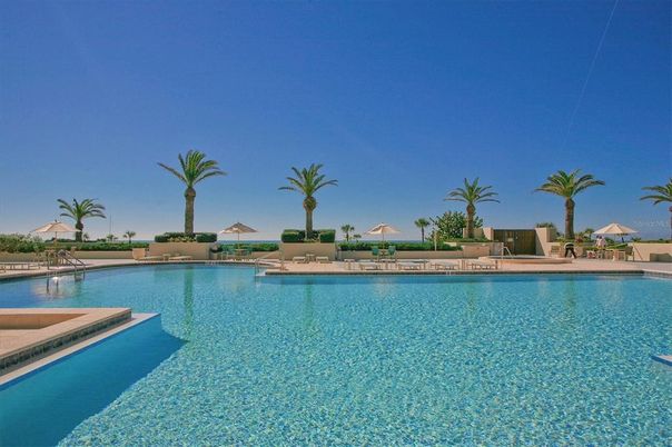 Exterior, Lake, Pool