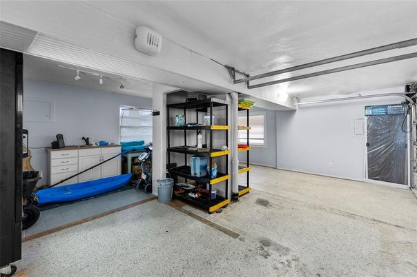 Garage, Interior