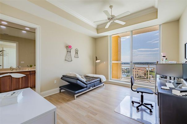 Home Office, Interior, Recessed Lighting, Wood Texture Flooring