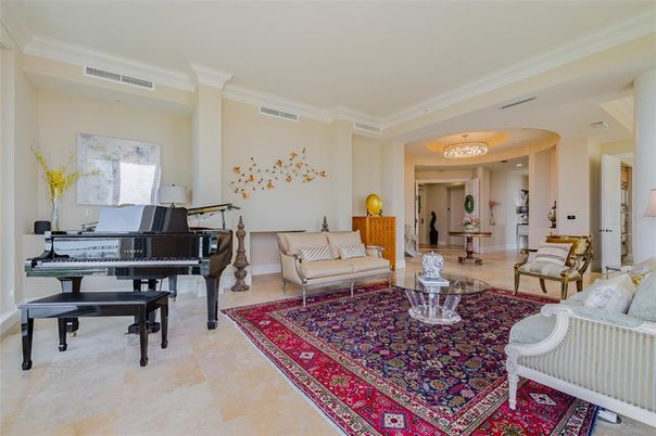 Interior, Living room, Piano, Recessed Lighting