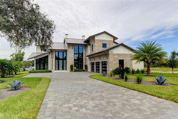 Backyard, Exterior, Facade, Modern