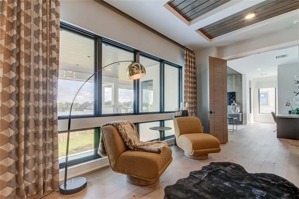 Interior, Recessed Lighting, Wood Texture Flooring