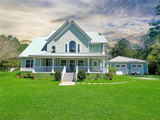 Backyard, Exterior, Facade, Farmhouse