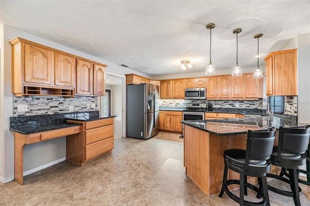Interior, Kitchen, Pendant Lights, Stainless Steel Appliances