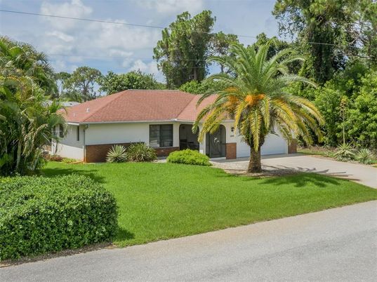 Attached, Backyard, Exterior, Facade, Ranch