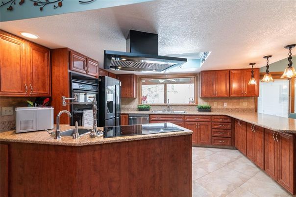 Interior, Kitchen, Pendant Lights, Recessed Lighting, Stainless Steel Appliances