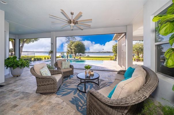 Exterior, Pool, Recessed Lighting