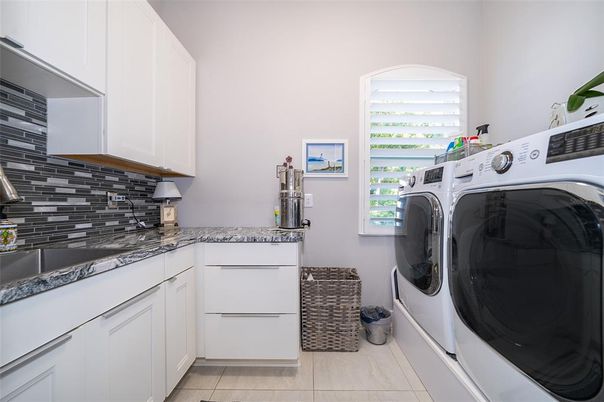 Interior, Washer