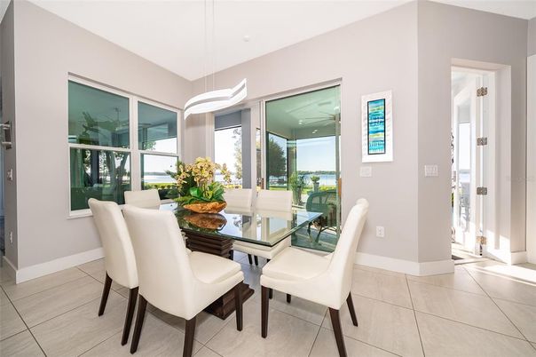 Dining room, Interior, Pendant Lights