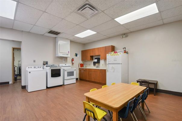 Dining room, Interior, Recessed Lighting, Washer, Wood Texture Flooring