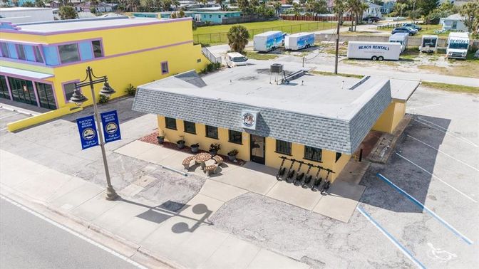 Exterior, Drone