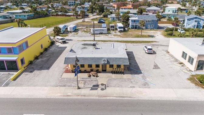 Exterior, Drone