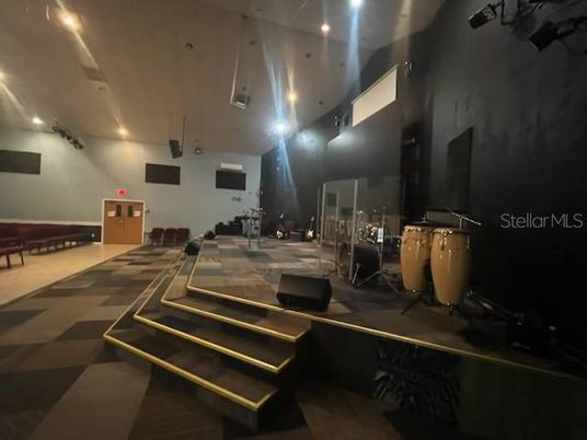 Fitness Equipment, Interior, Recessed Lighting