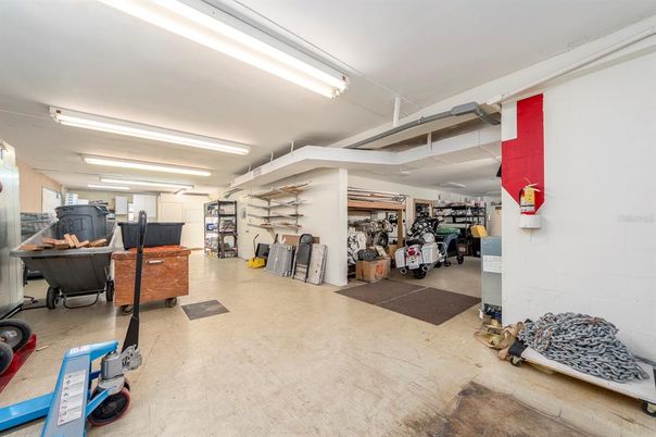 Garage, Interior