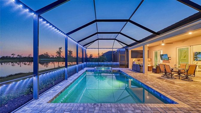 Glass Ceilings, Interior, Pool, Sun Room, Water