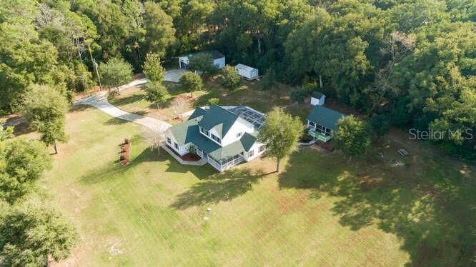 Exterior, Drone