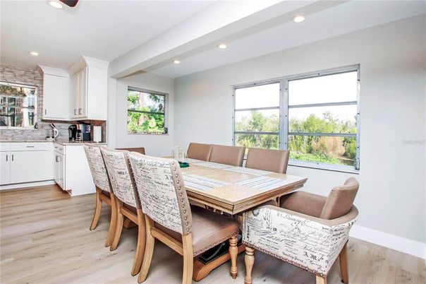 Dining room, Interior, Kitchen, Recessed Lighting, Wood Texture Flooring