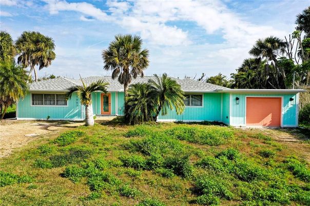 Attached, Backyard, Exterior, Facade, Ranch