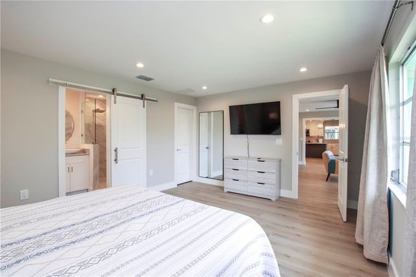 Bathroom, Bedroom, Interior, Recessed Lighting, Wood Texture Flooring
