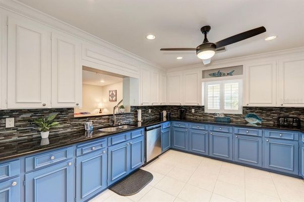 Interior, Kitchen, Recessed Lighting